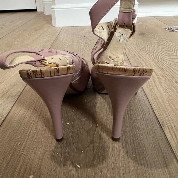 Pink leather upper Maxstudio contemporary slingback heel with cutouts - Picture 11 of 11